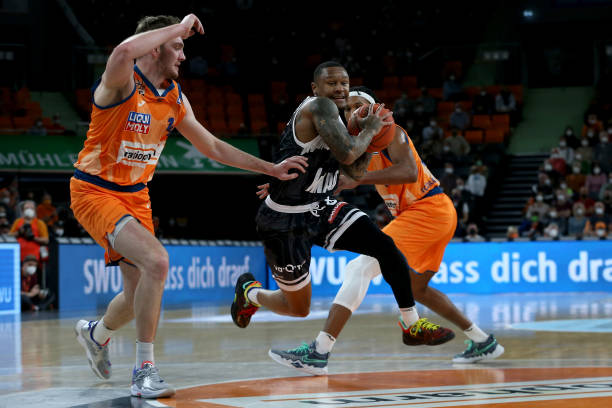 用年轻人的 用年轻人的