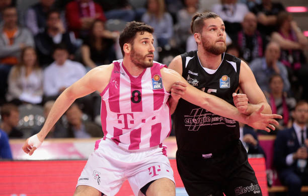 这不仅依靠 这不仅依靠